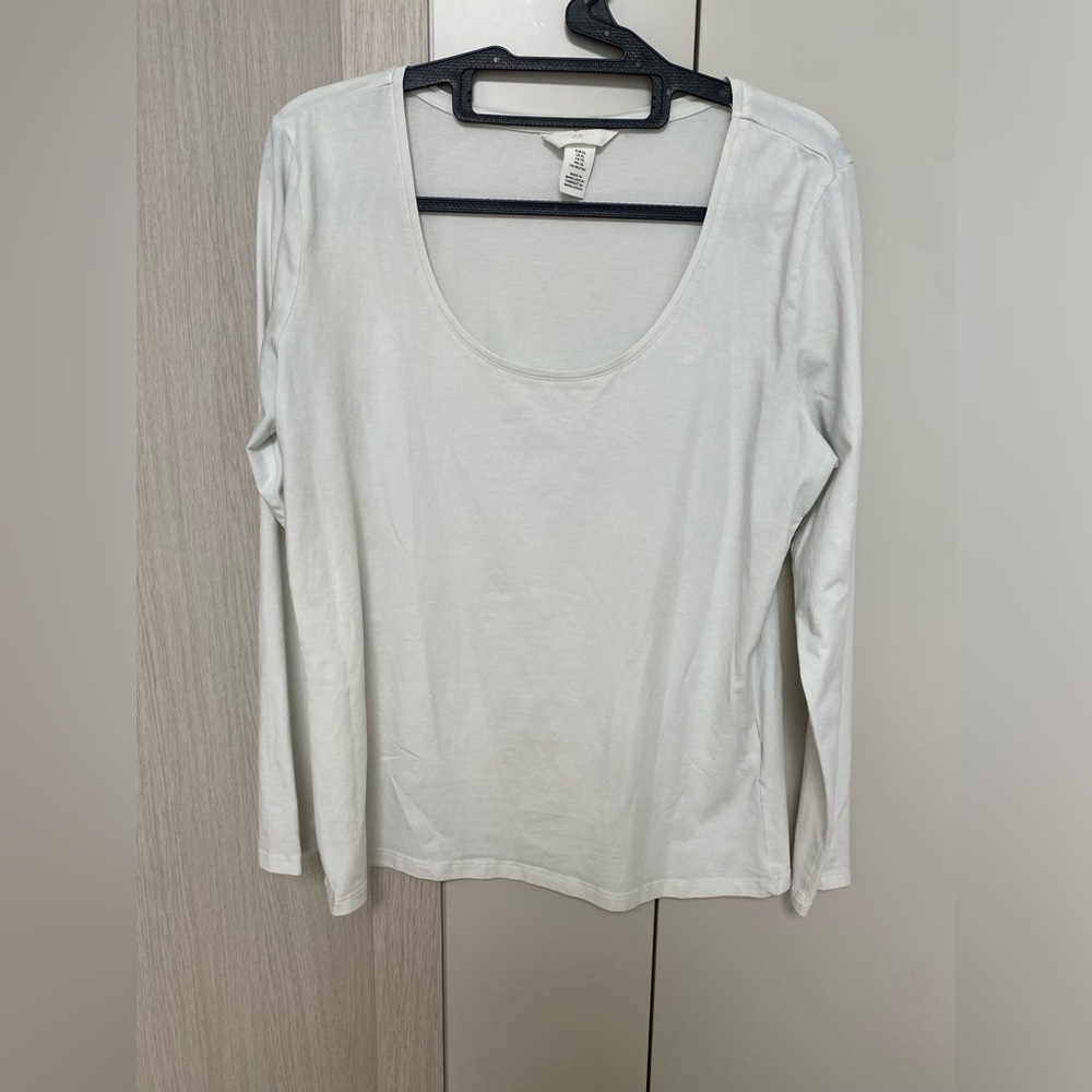 H&M White Fitted Round Neck Long Sleeve